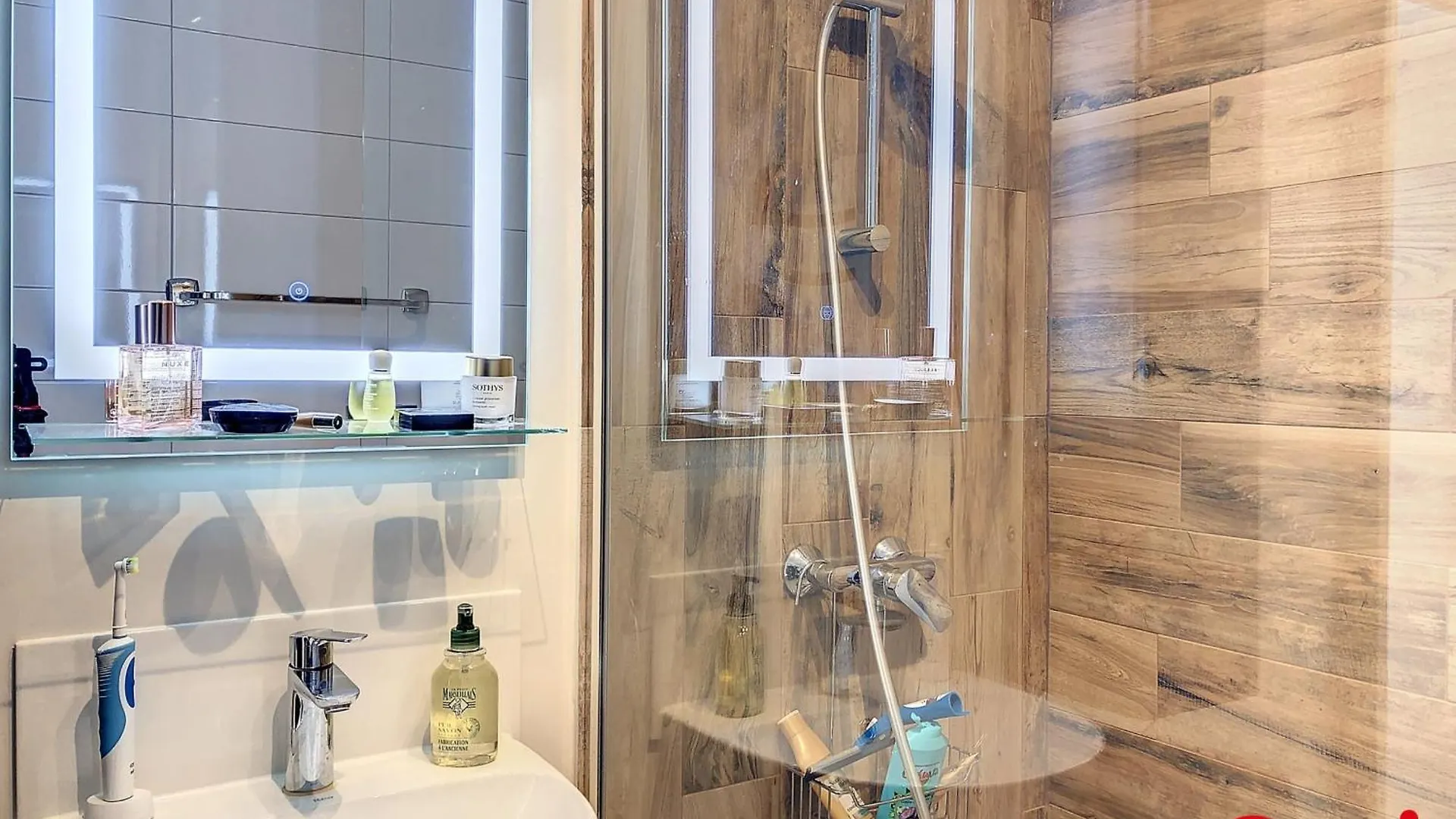 Apartmán Splendide 2 Pieces Climatise Avec Piscine Et Garage Prive - Fr-1-647-6 Menton